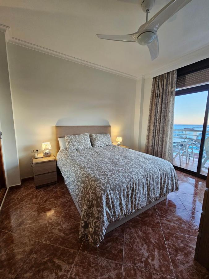 La Roca-mediterraneo Views, 8th Floor-new Kitchen- Pool- Parking-air Conditioning, Ceiling Fans & Free Wifi * Torremolinos