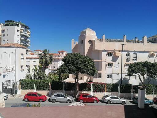Carihuela Playa, Acogedor, Wifi Y Fibra Optica Torremolinos