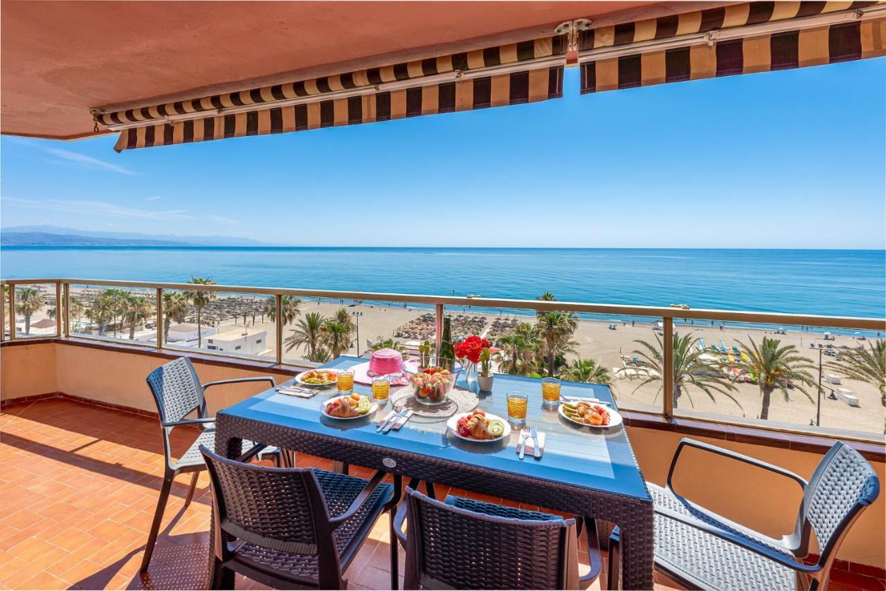 797 - Piso Con Espectaculares Vistas En Primera Linea De Playa * Torremolinos