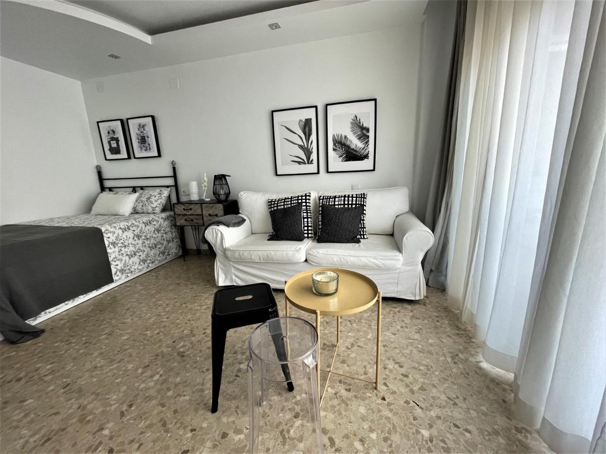 Ver620 - Terraza Con Vistas Al Mar, Reformado, Wifi, Fire Stick Amazon, Centro A 5 Min, Playa A 15 Min, Appartement Torremolinos