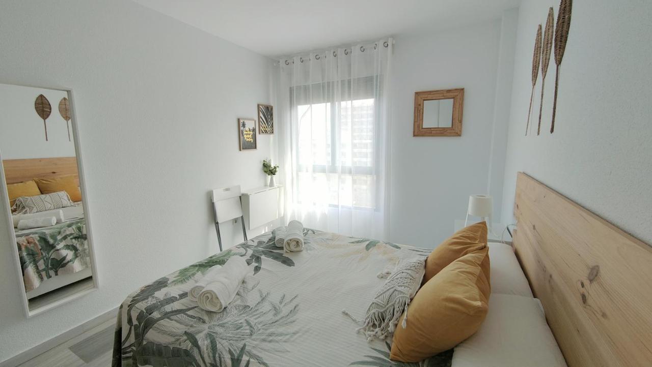 Vakantiehuis Luxury Bajondillo Beachfront *