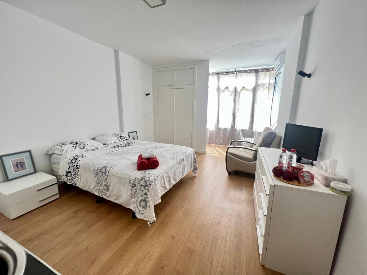 Apartment Antares House Premium, Estudio Con Piscina