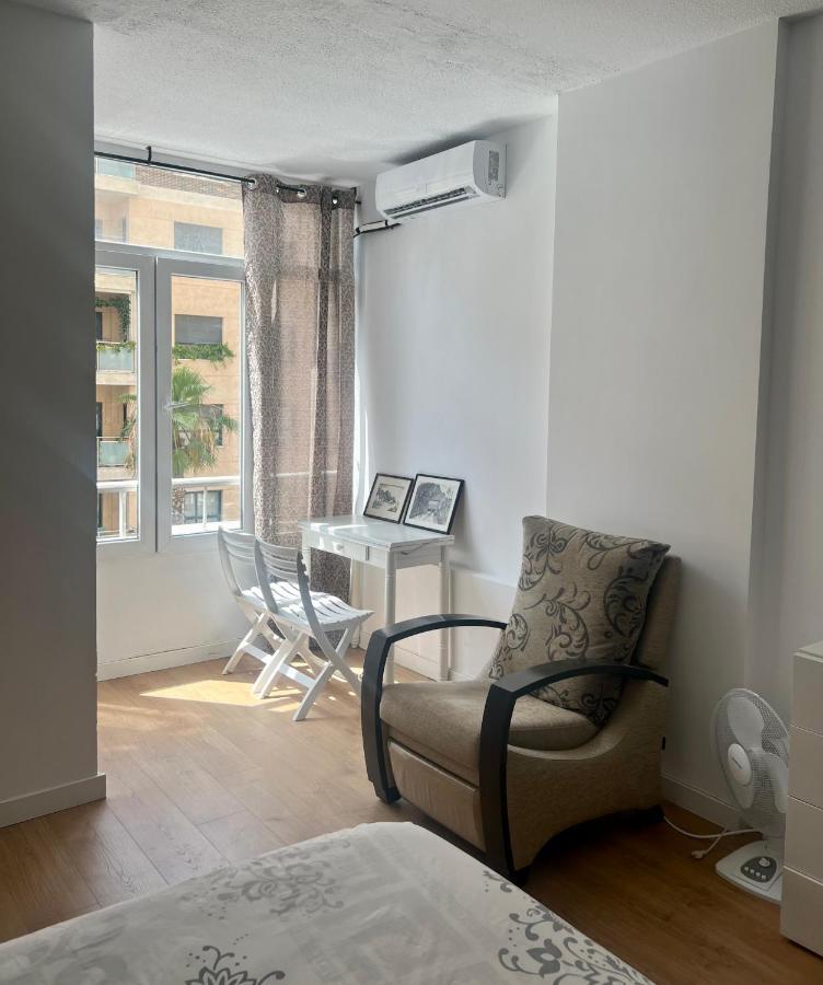 Apartment Antares House Premium, Estudio Con Piscina