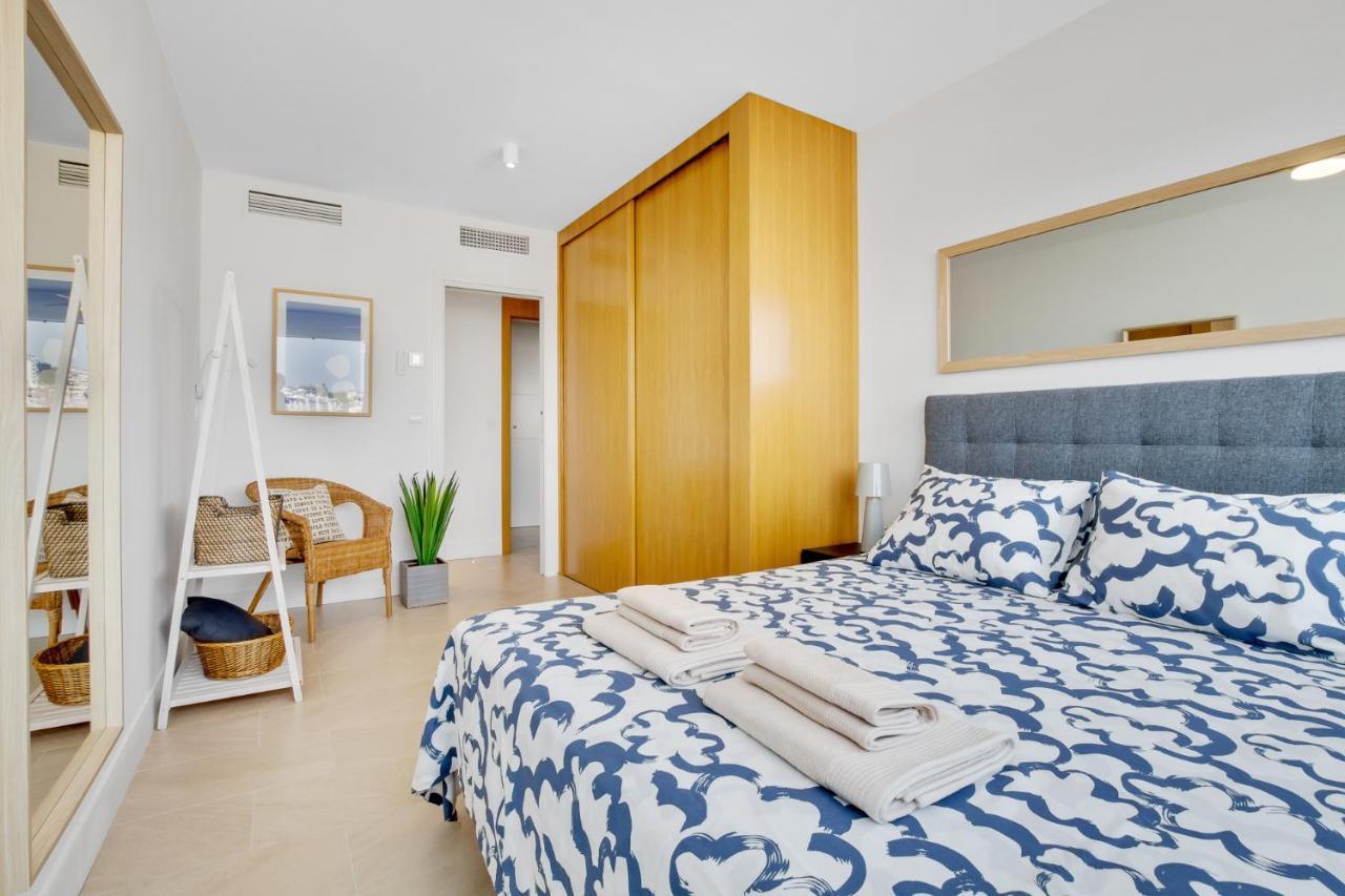 Crystalline View's Of Carihuela - 3 Bedrooms Penthouse Apartment Torremolinos