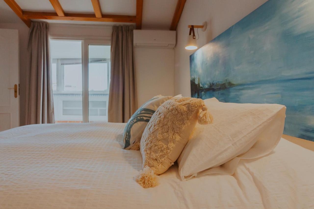 Apartamento Con Gran Terraza Junto A La Playa *
