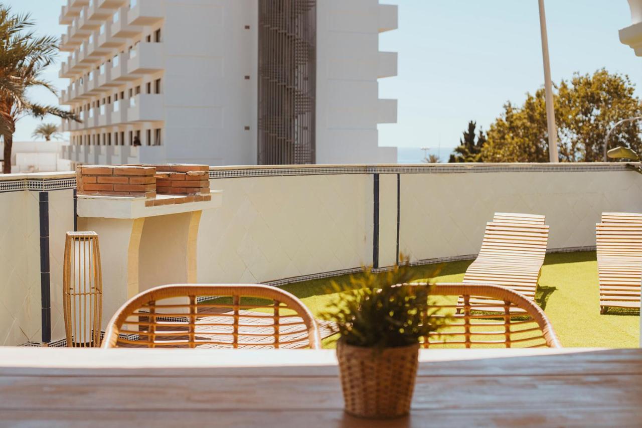 Con Gran Terraza Junto A La Playa Apartamento