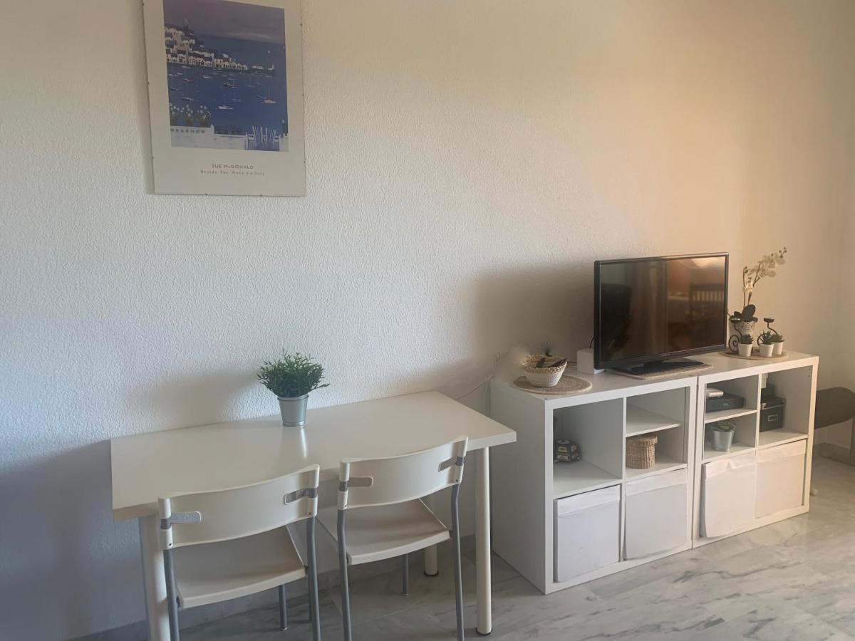 Dos Soles - Only 100 Meters From Apartment Torremolinos