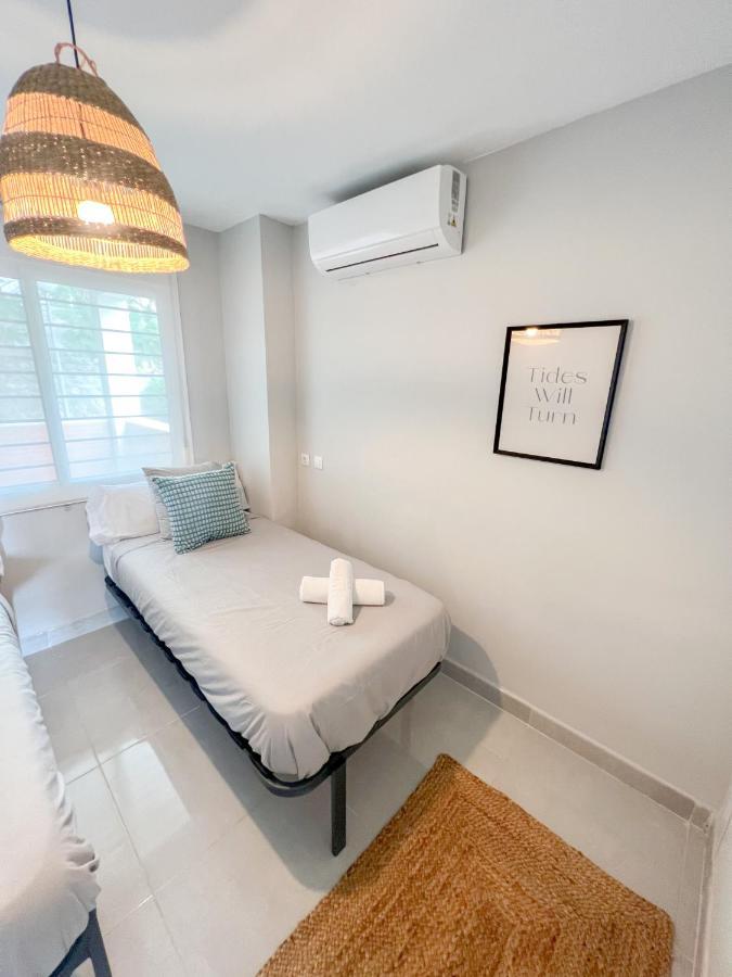 Cozy With Large Terrace *