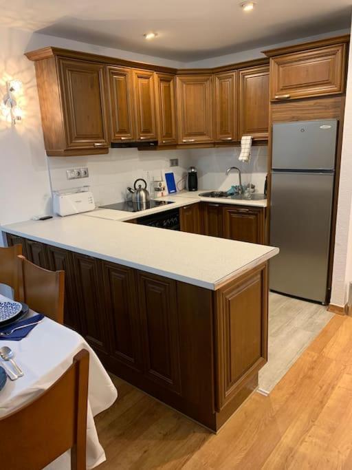 Apartamento 5 Personas + Parking + Piscina Todo El Ano Torremolinos