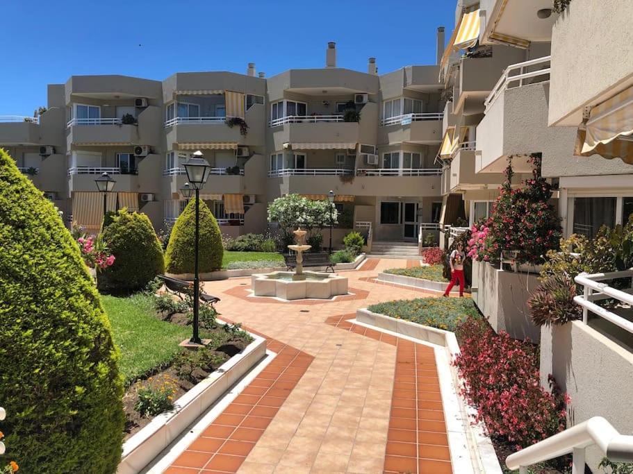Apartamento 5 Personas + Parking + Piscina Todo El Ano
