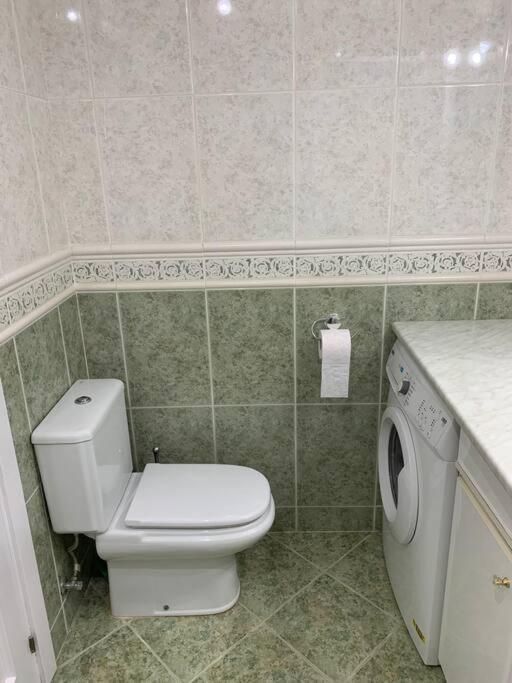 Apartamento 5 Personas + Parking + Piscina Todo El Ano Torremolinos