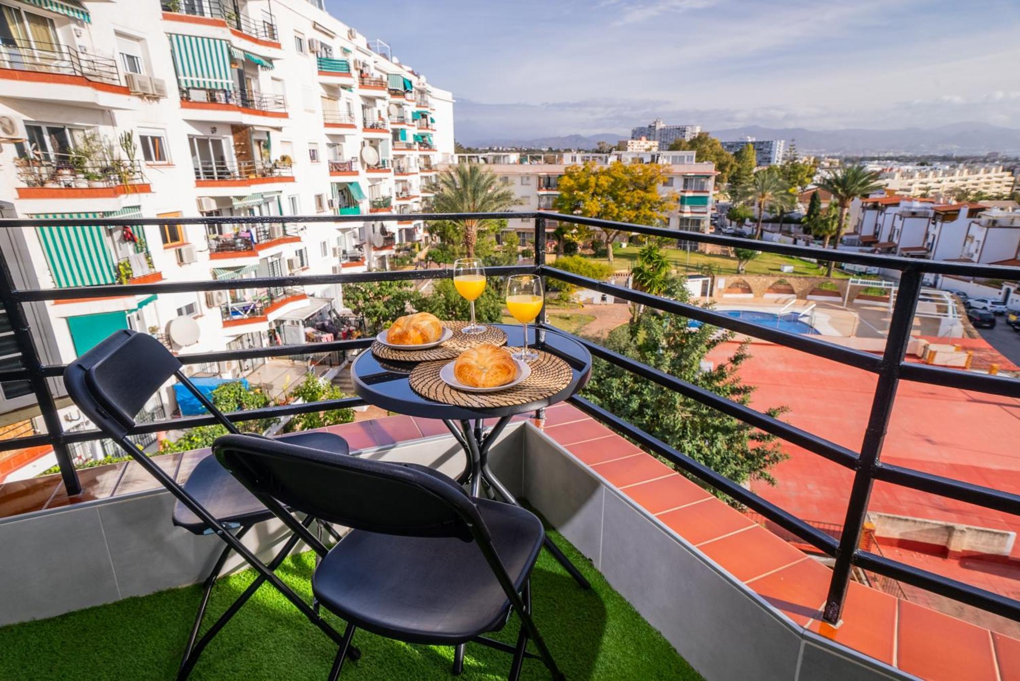 Oasis En Playamar Con Piscina Apartment Torremolinos