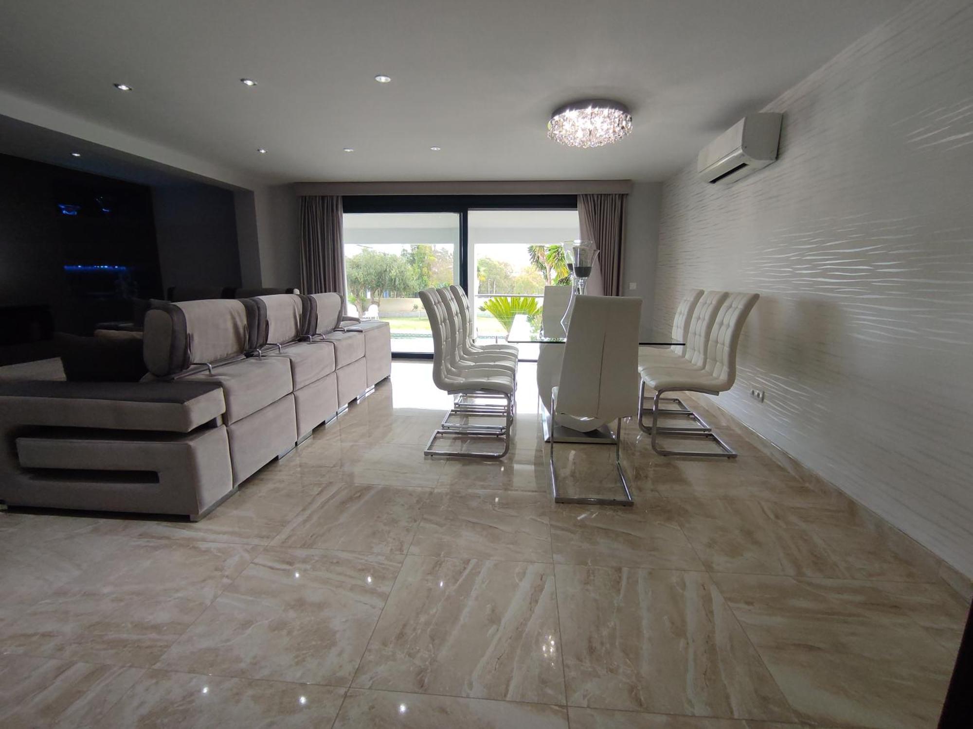 Lujo Costa Del Sol Con Piscina-jacuzzi Villa *