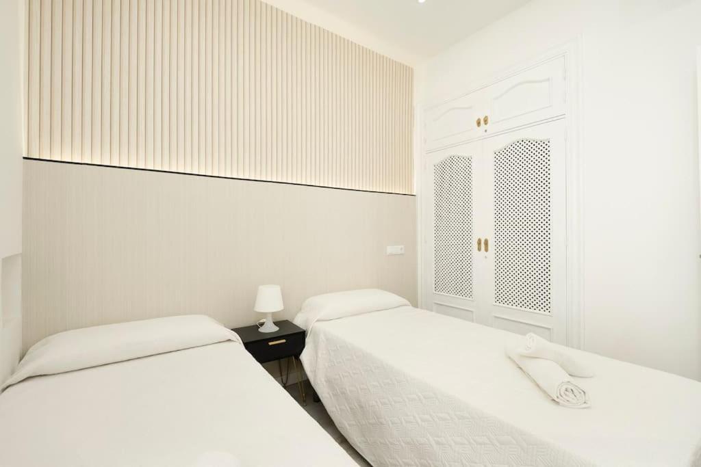 Newly Refurbished Modern 2-bed In Heart Of Apartment Torremolinos