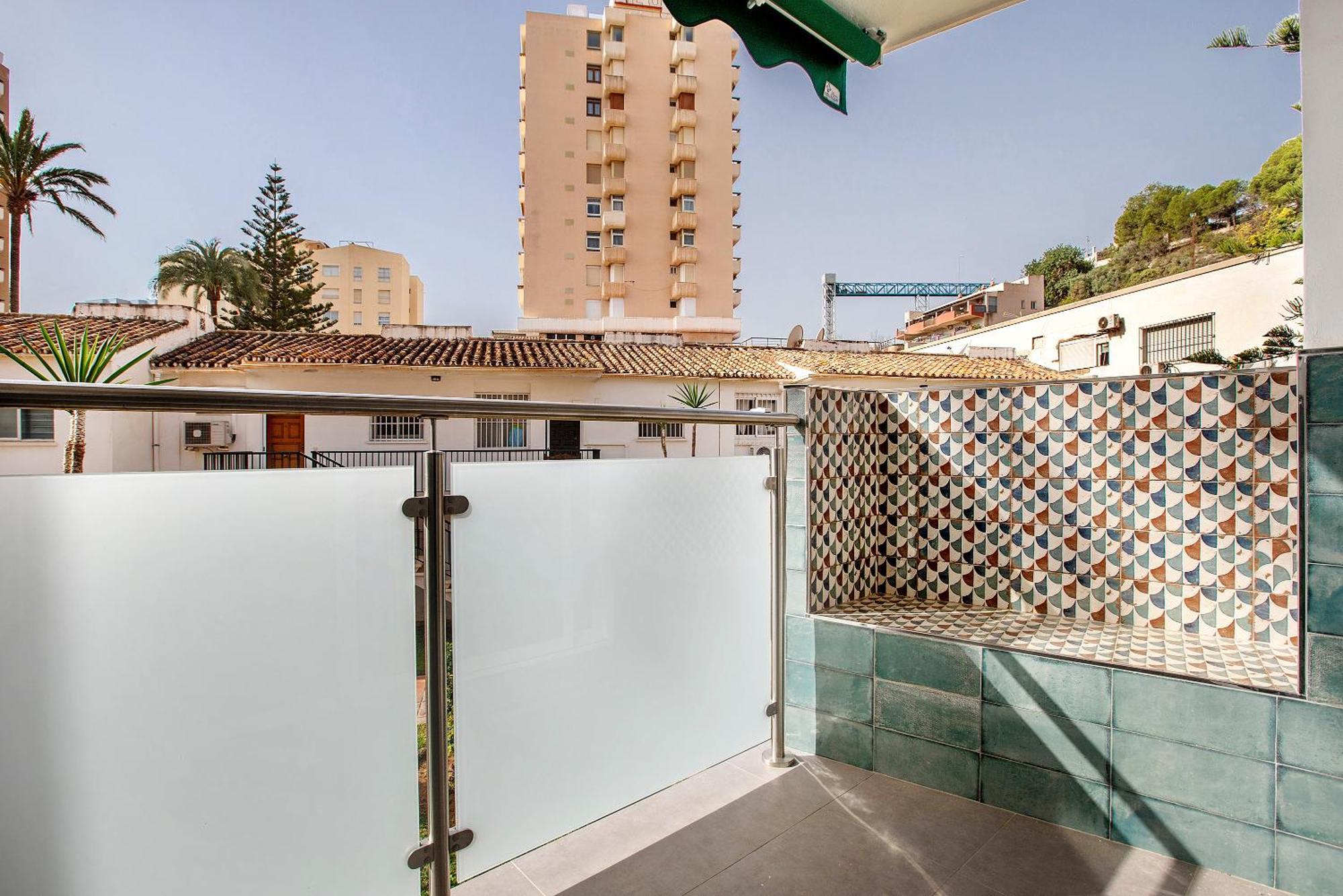 Piso En Carihuela * Torremolinos