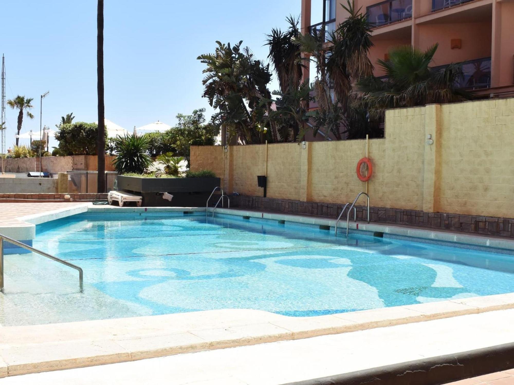 Apartment Luminoso De 3 A Pie De Playa En *
