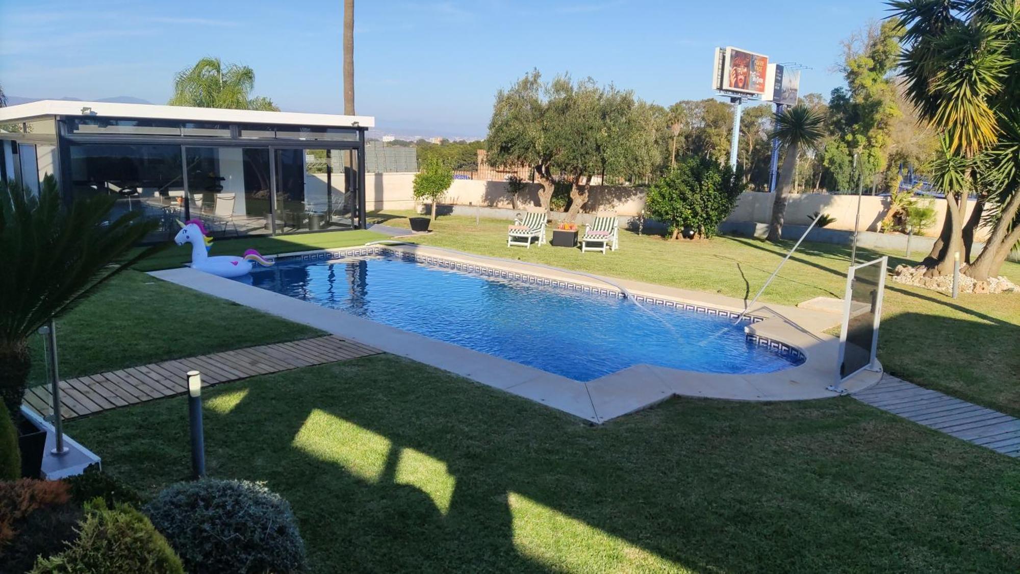 Lujo Costa Del Sol Con Piscina-jacuzzi Villa
