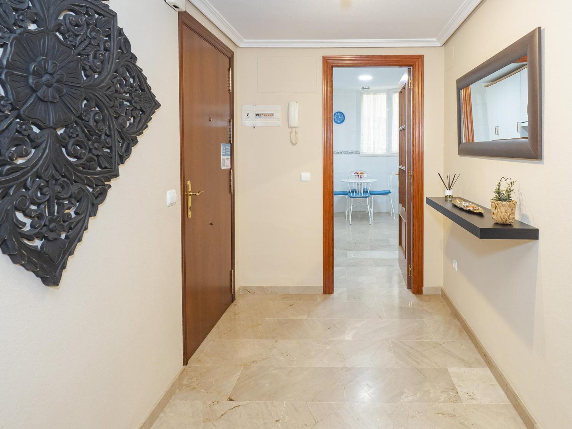 Cubo's Urban Brigitte & Parking * Torremolinos