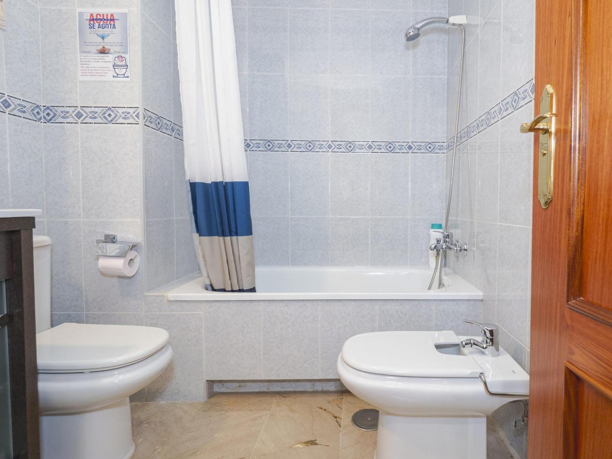 Cubo's Urban Brigitte & Parking Apartment Torremolinos