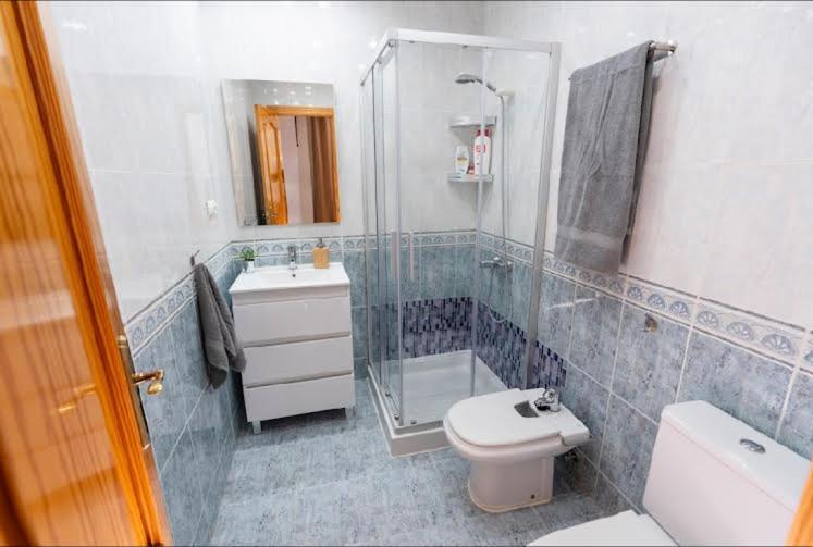 Center Apartment *