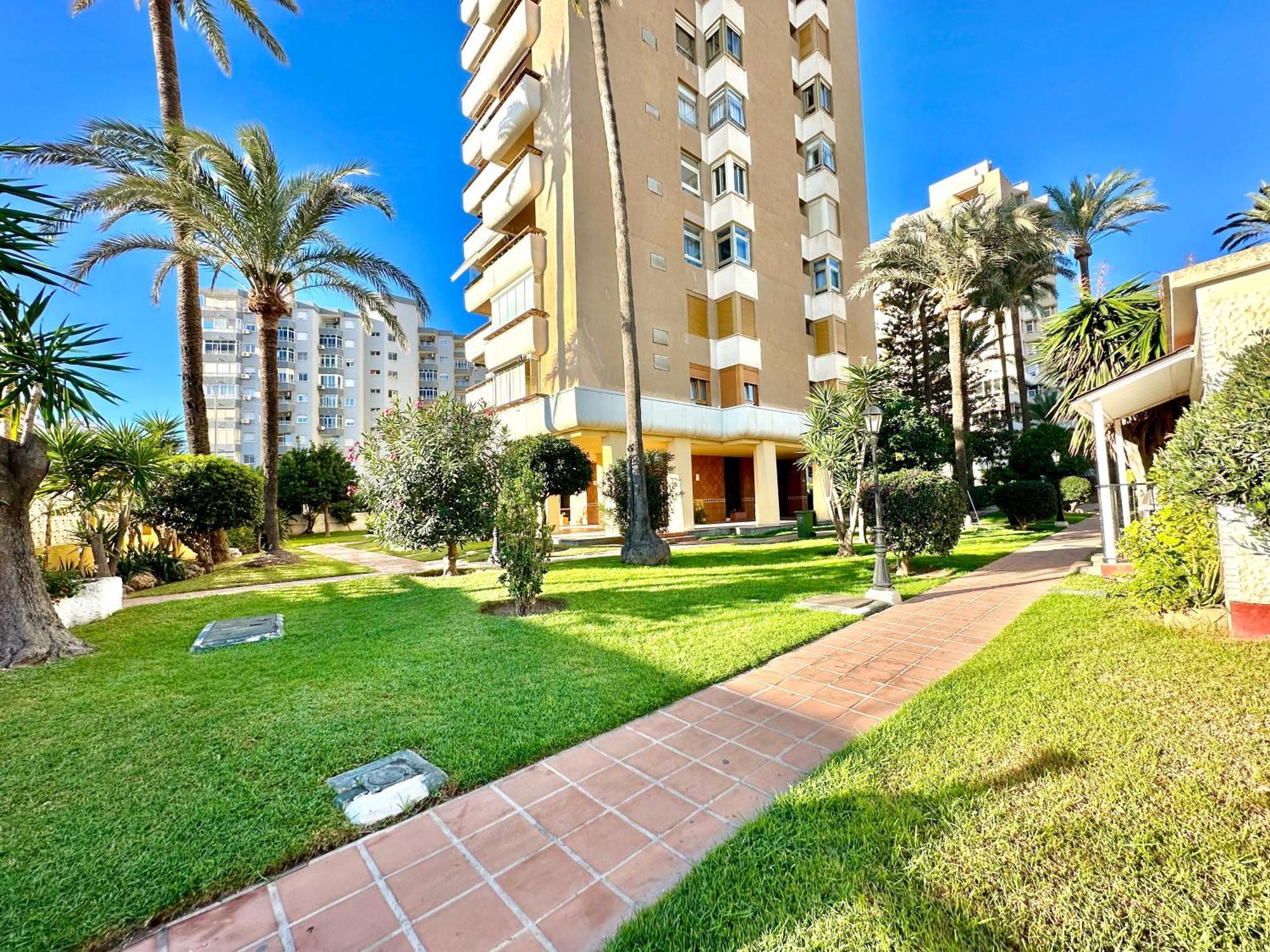 Gorgeous At The Sea In La Carihuela! Torremolinos