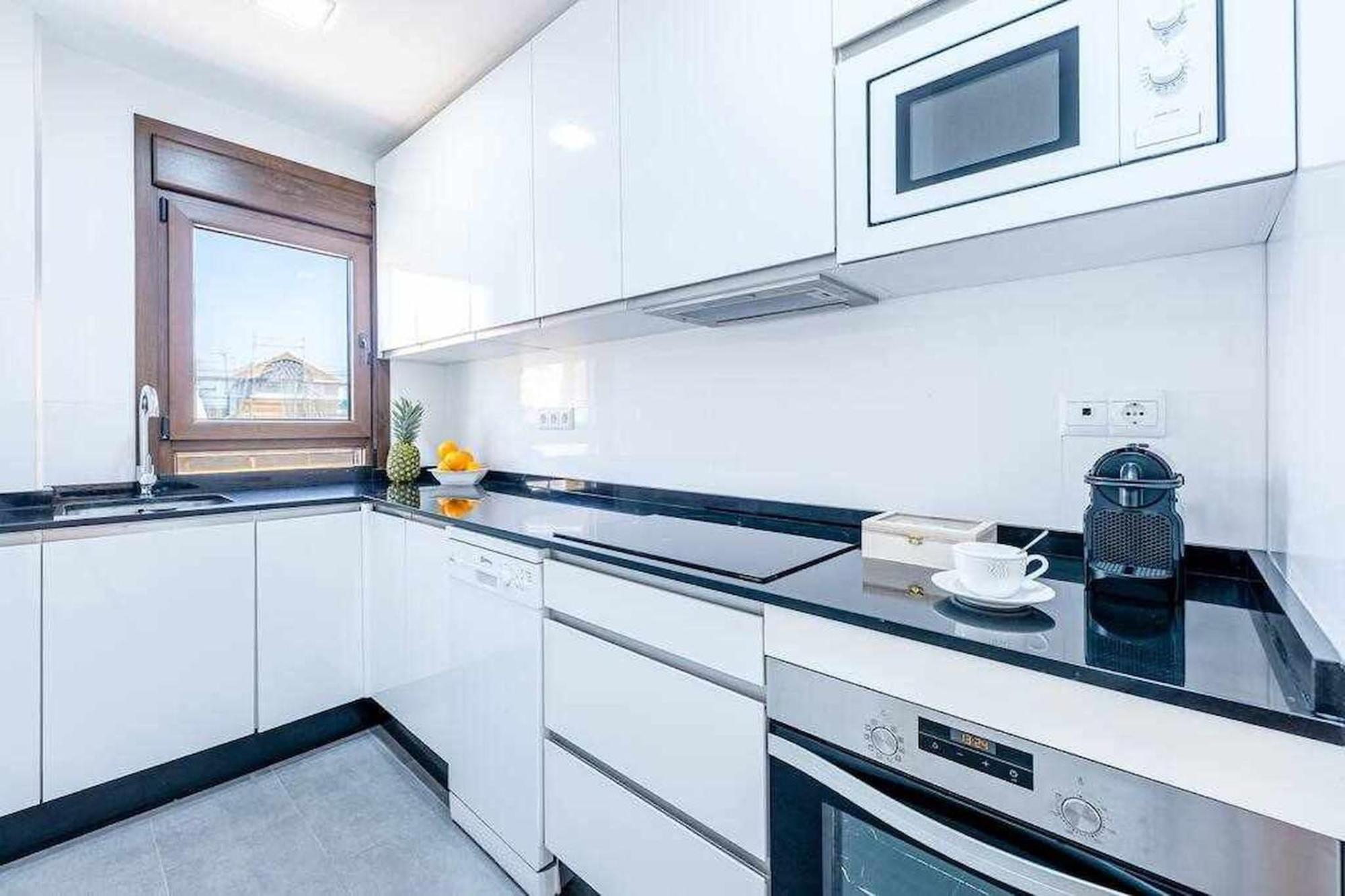 Vivendos - Tr15 - Bajondillo Apartment