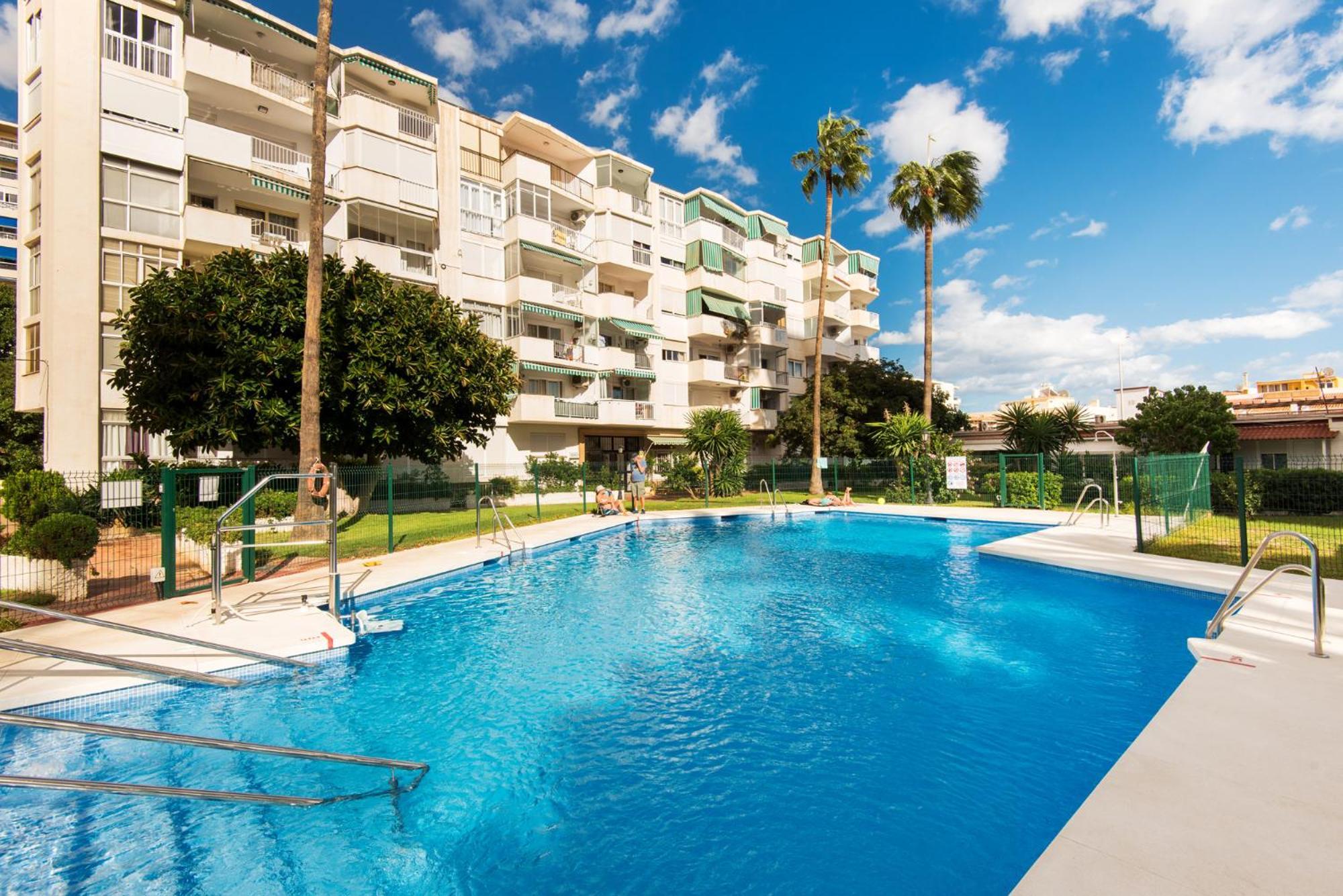 Apartment Aloha Torres Carihuela
