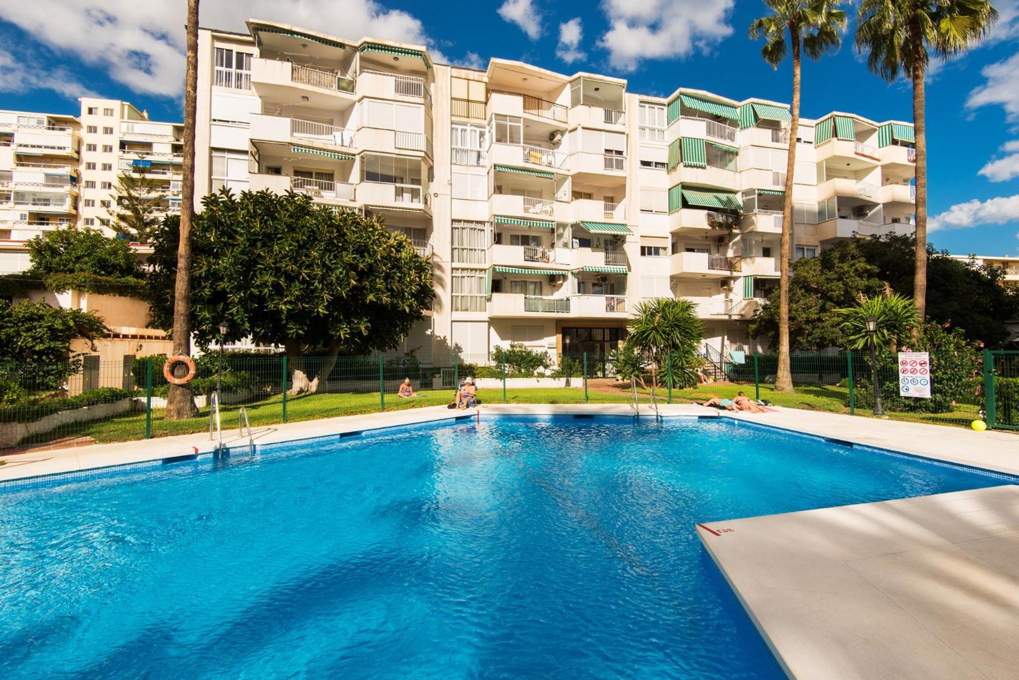 Aloha Torres Carihuela Apartment *