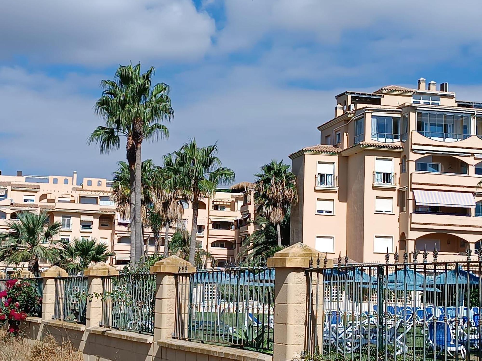 Dos Soles - Only 100 Meters From Torremolinos