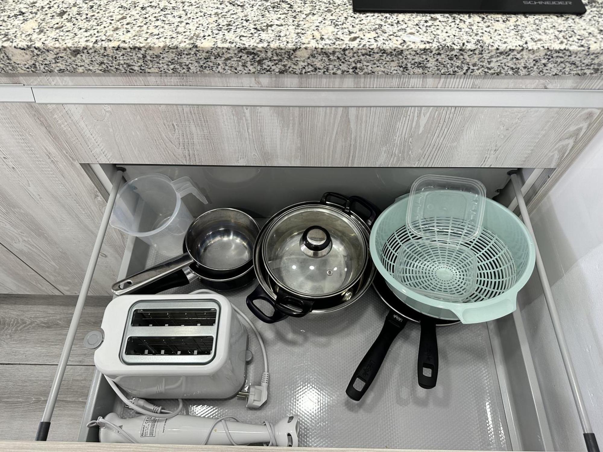 Apartamento Cg4n - Nuevo Estudio, Recien Reformado, Wifi