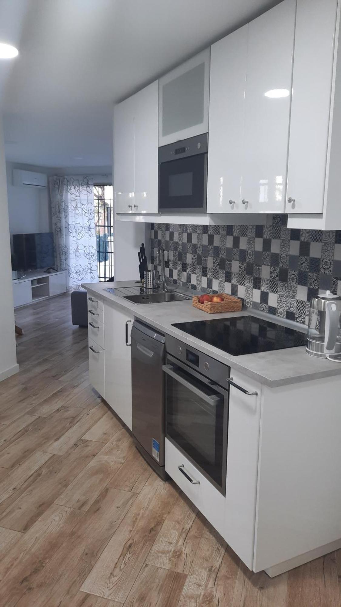 Feel At At Tamara - Two Steps To The Pool Appartement Torremolinos