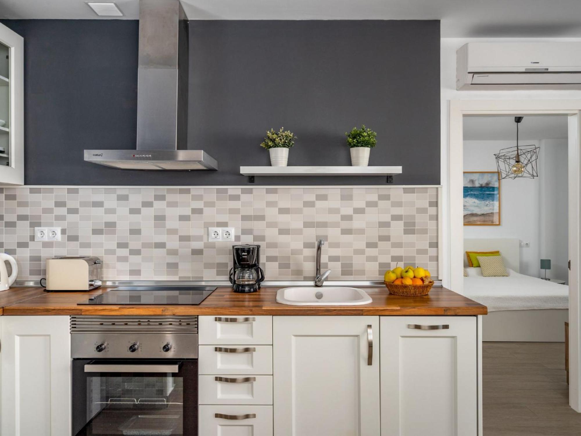 Apartment Duquesa De Espana-1 By Interhome