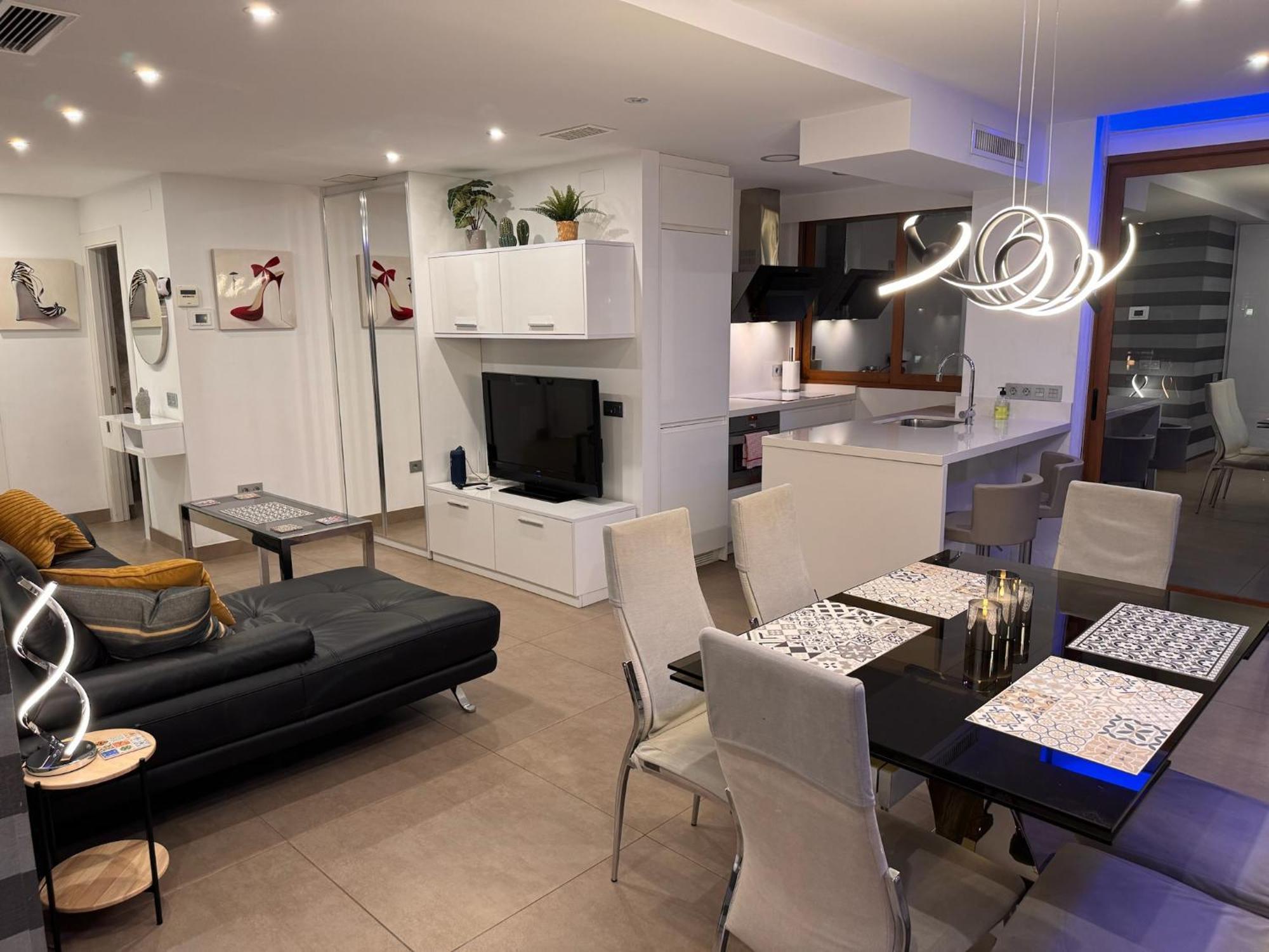 Modern In La Nogalera Apartment
