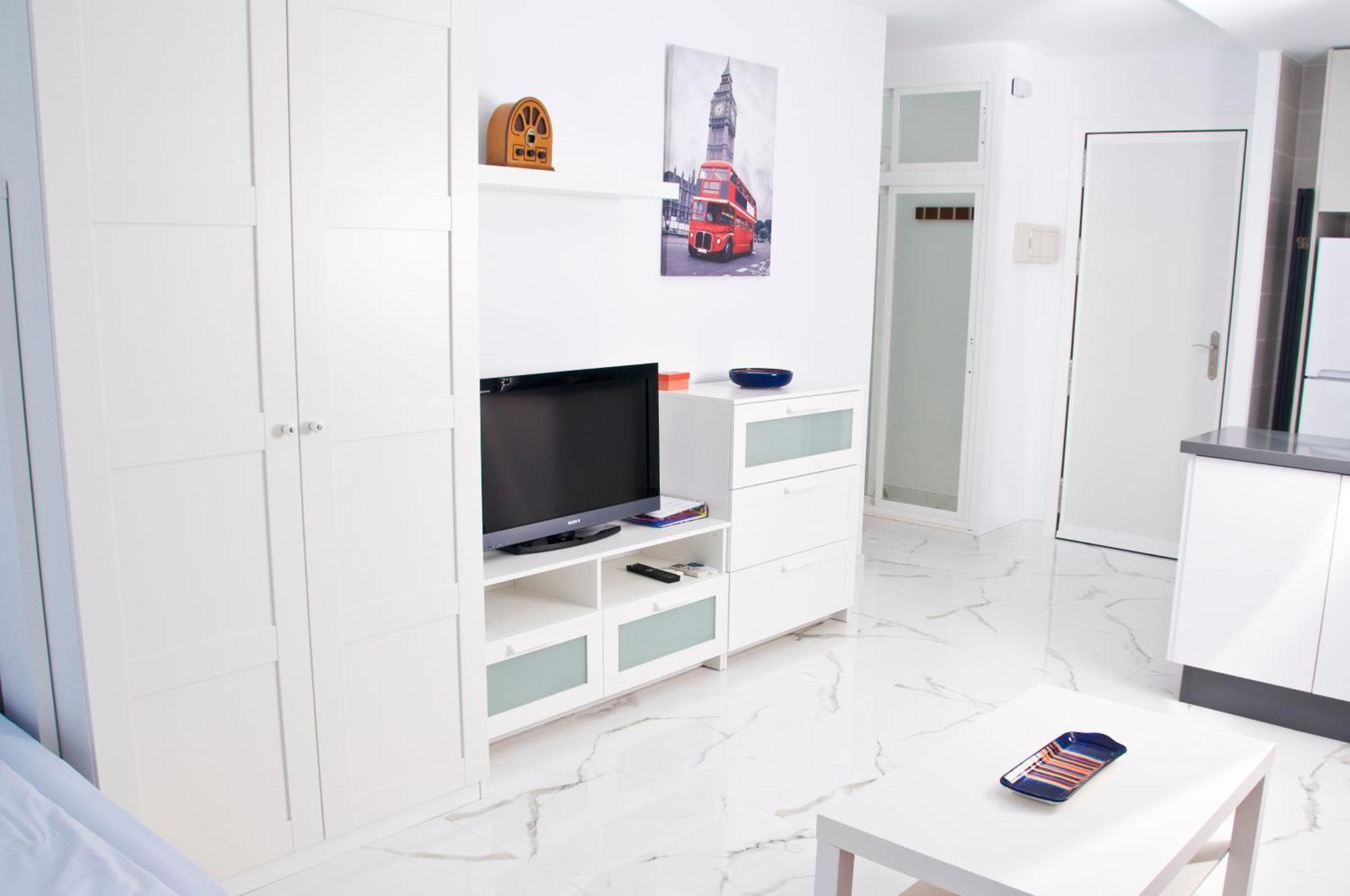 Estudio Con Piscina En Playa Carihuela