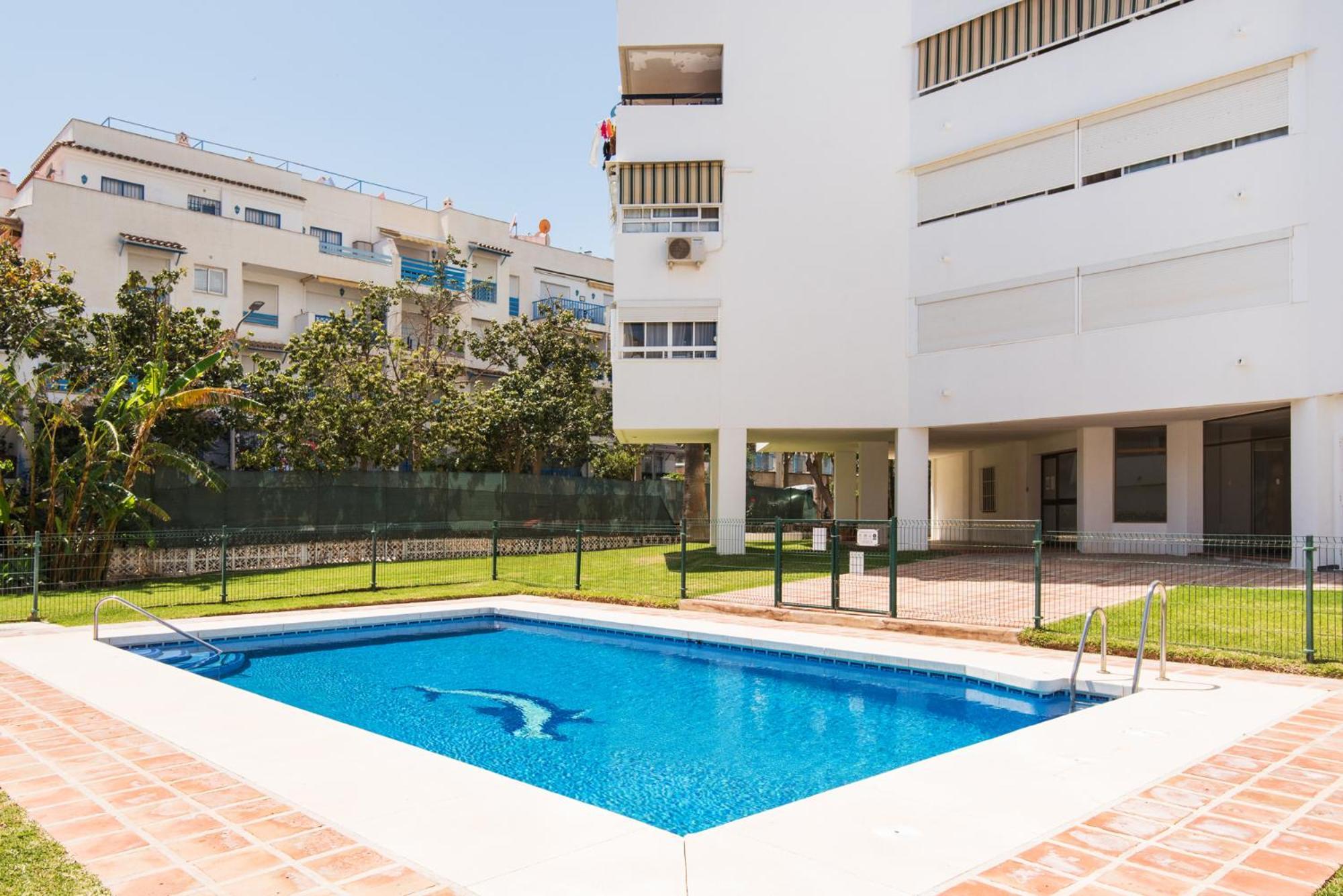 Bajondillo Beach, Large Loft With Intense Sun * Torremolinos