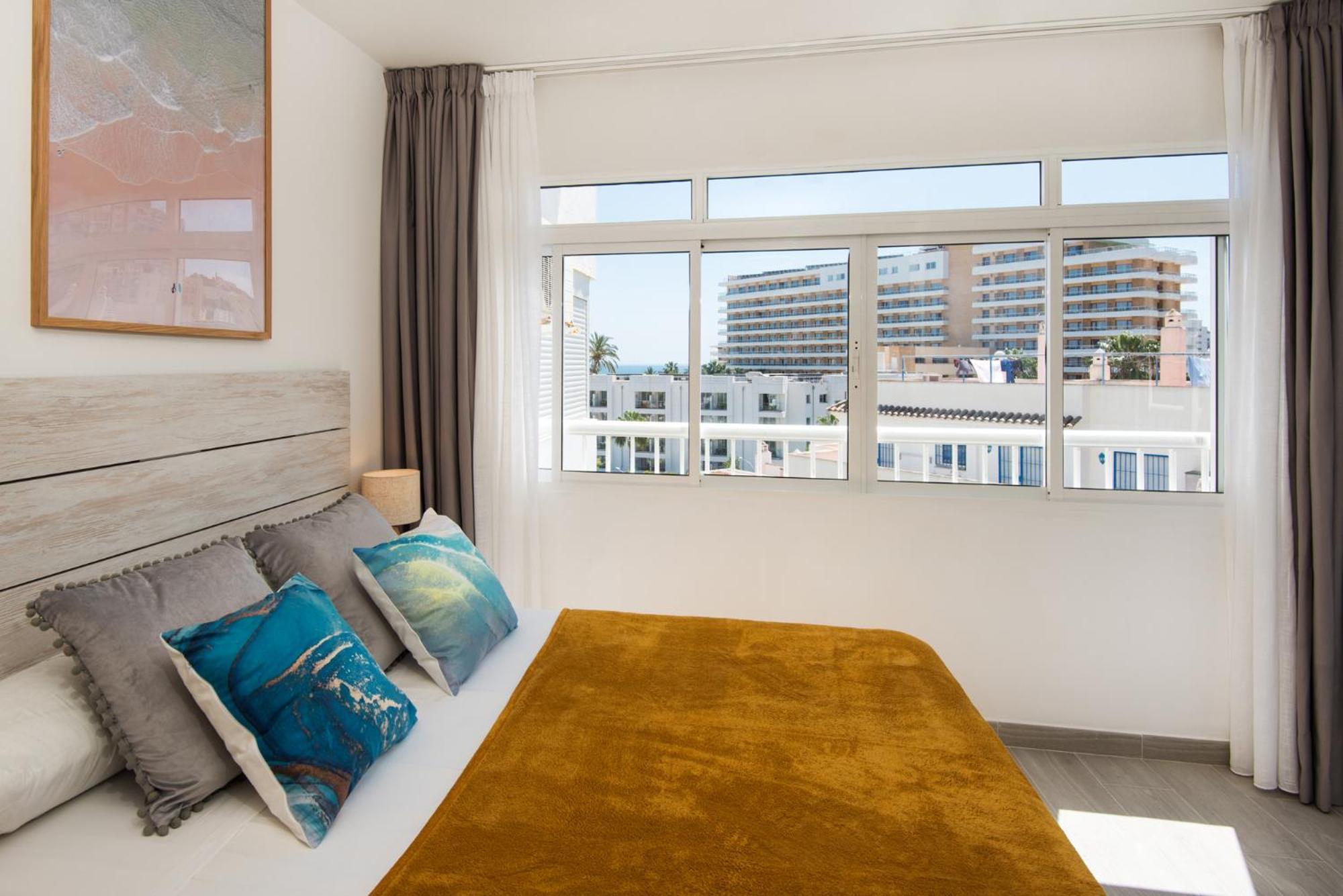 Appartement Bajondillo Beach, Large Loft With Intense Sun