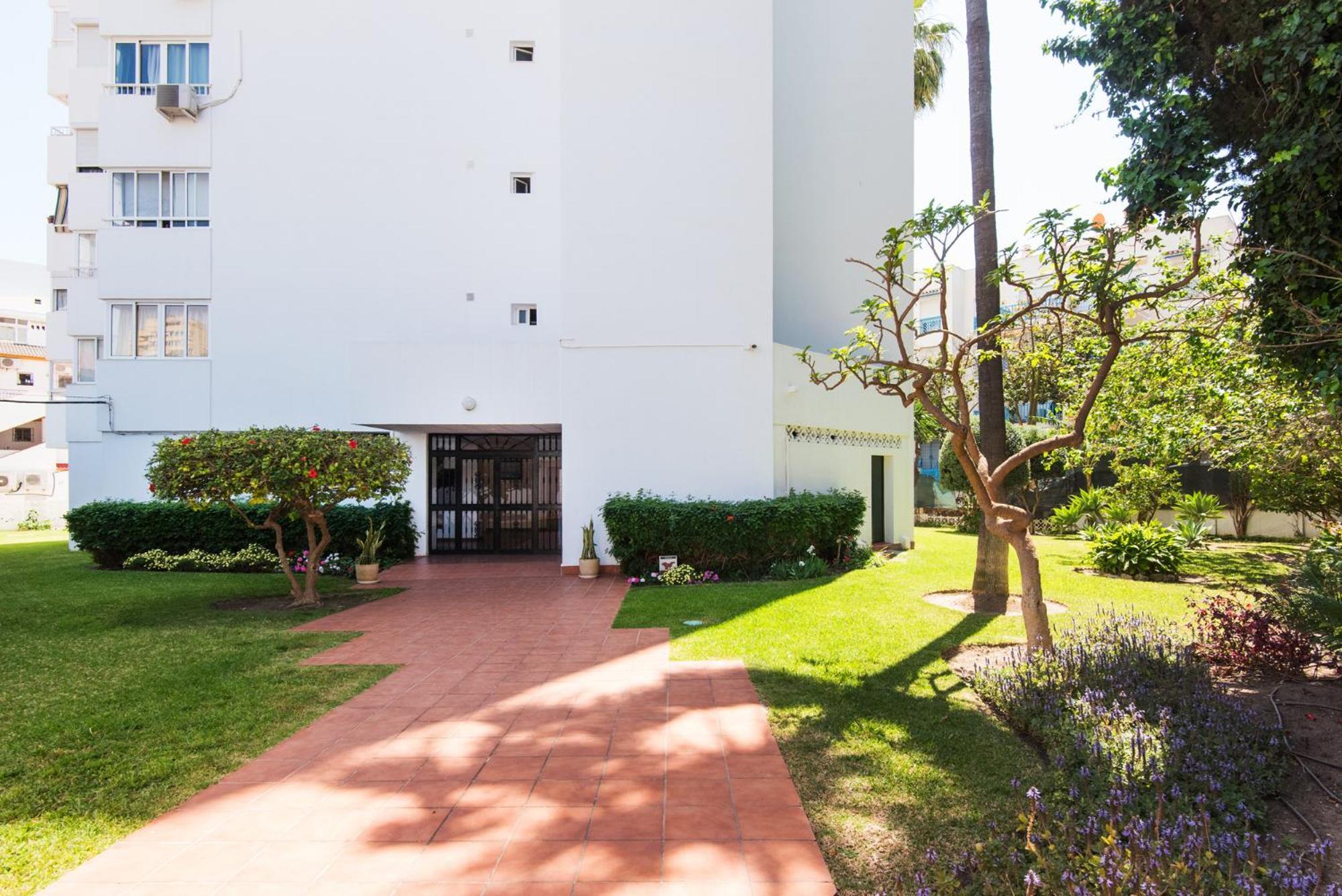 Appartement Bajondillo Beach, Large Loft With Intense Sun