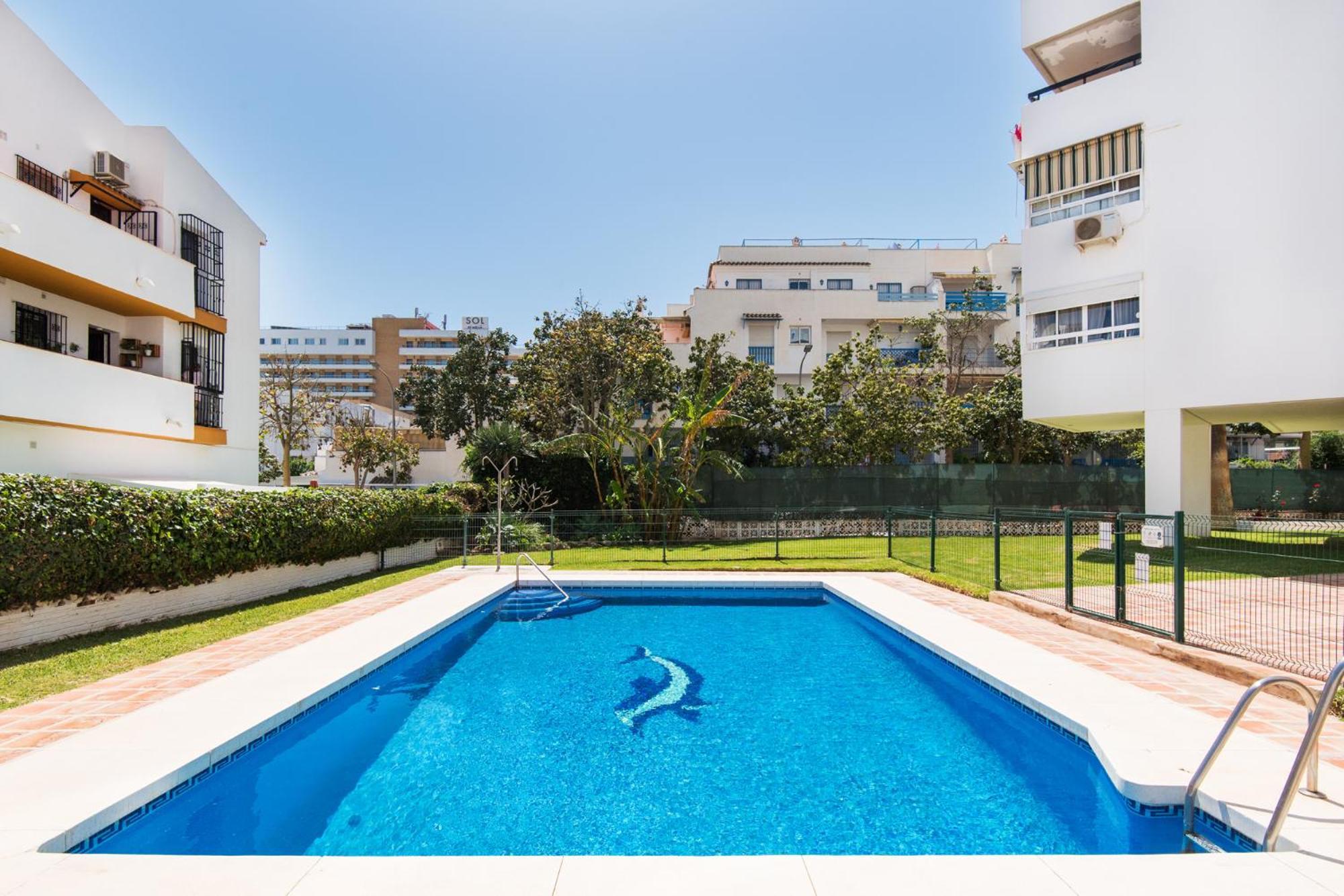 Bajondillo Beach, Large Loft With Intense Sun * Torremolinos