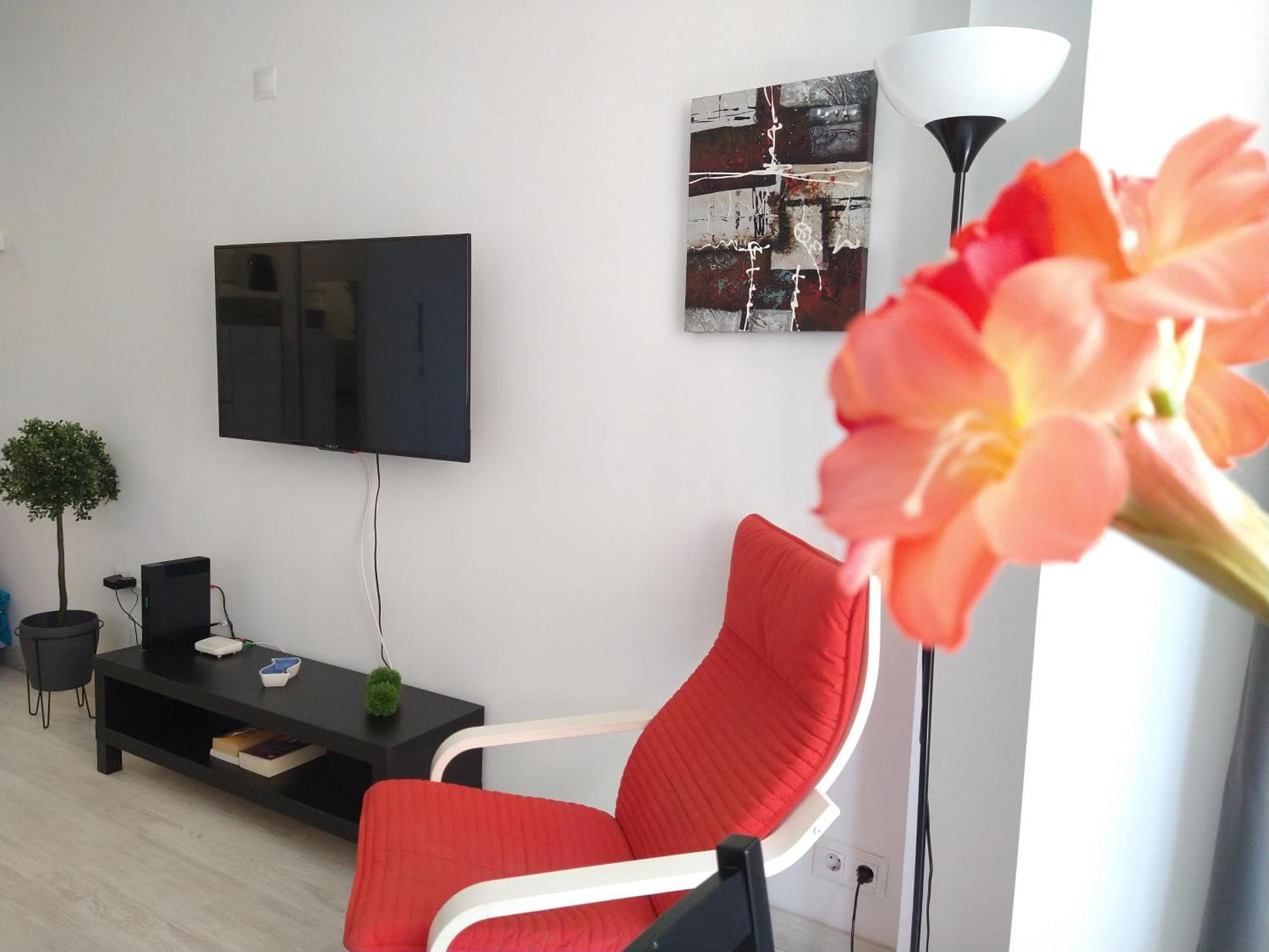 Apartment Amplio Estudio,vista Mar Y Montana, A Pasos Del Centro Torremolinos