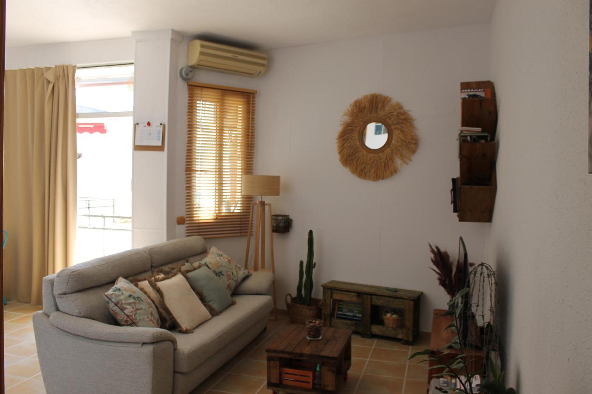 En Piso Compartido In Shared Flat
