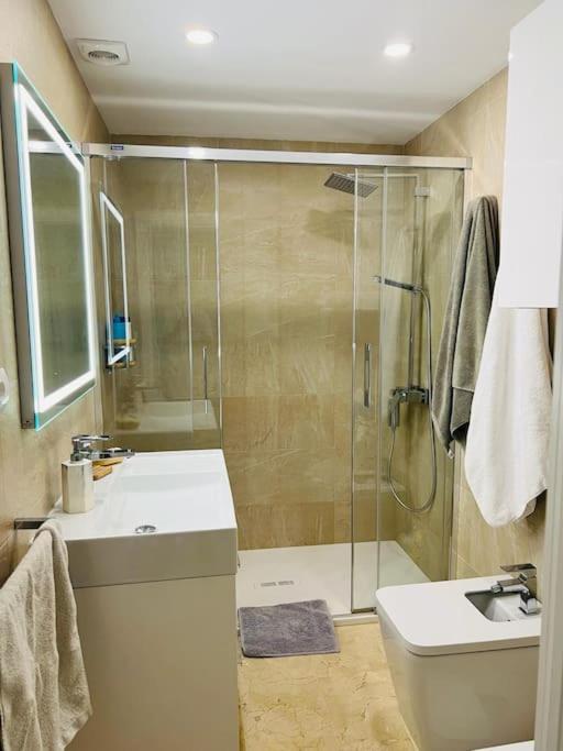 Penthouse, Solarium Sunshine & Pool Torremolinos