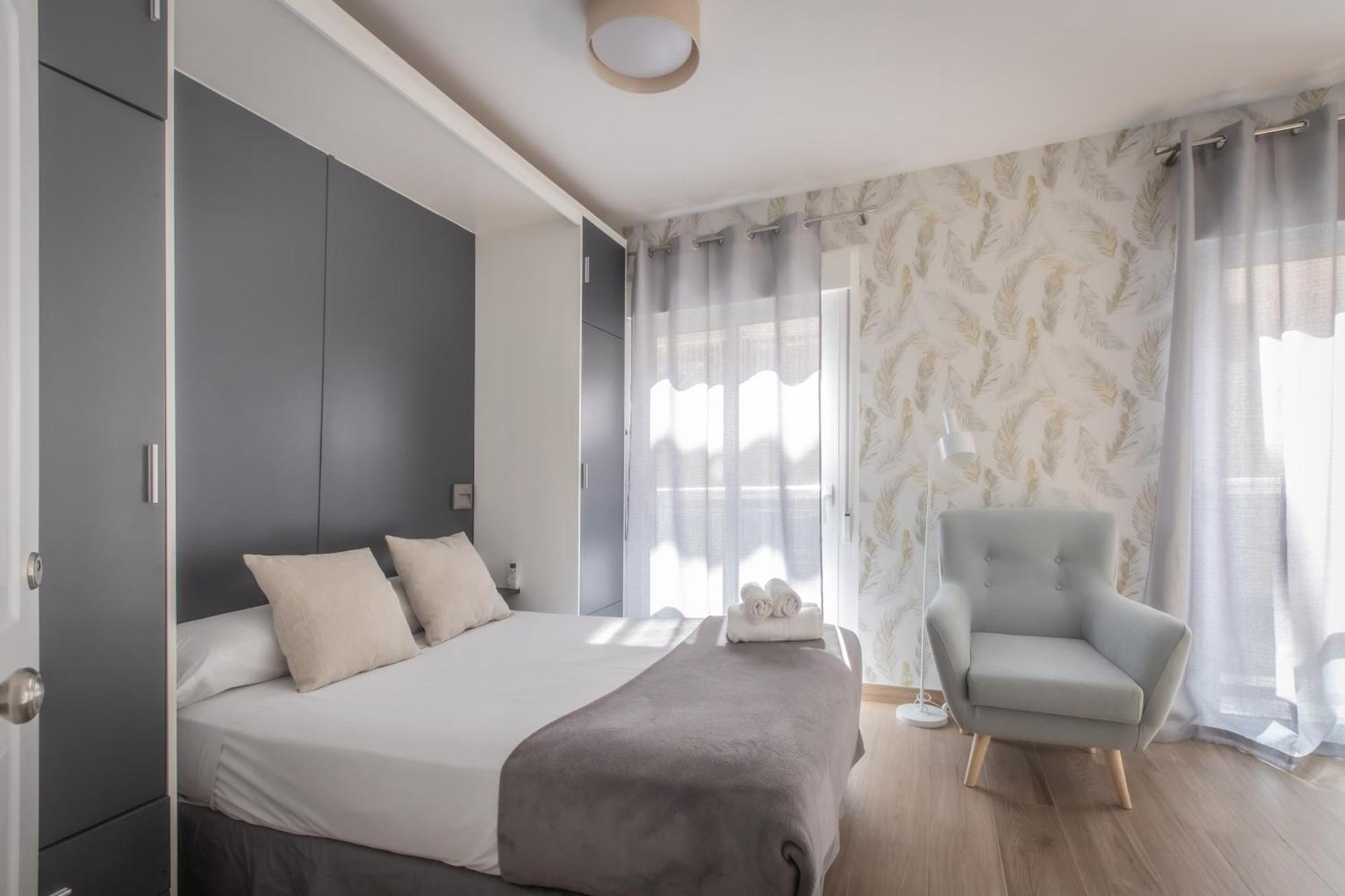 Sunsands Estudio 1ºa Playa76 Carihuela Torremolinos
