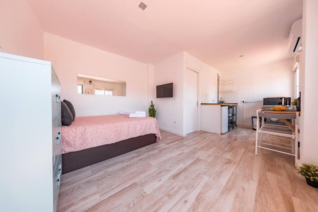 Mini Rooftop 2, Terrass & Chill Apartment Torremolinos