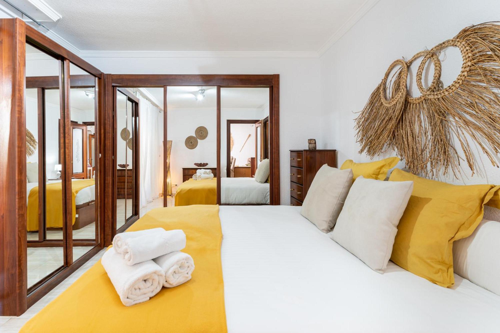 Blonzu Tailandia * Torremolinos