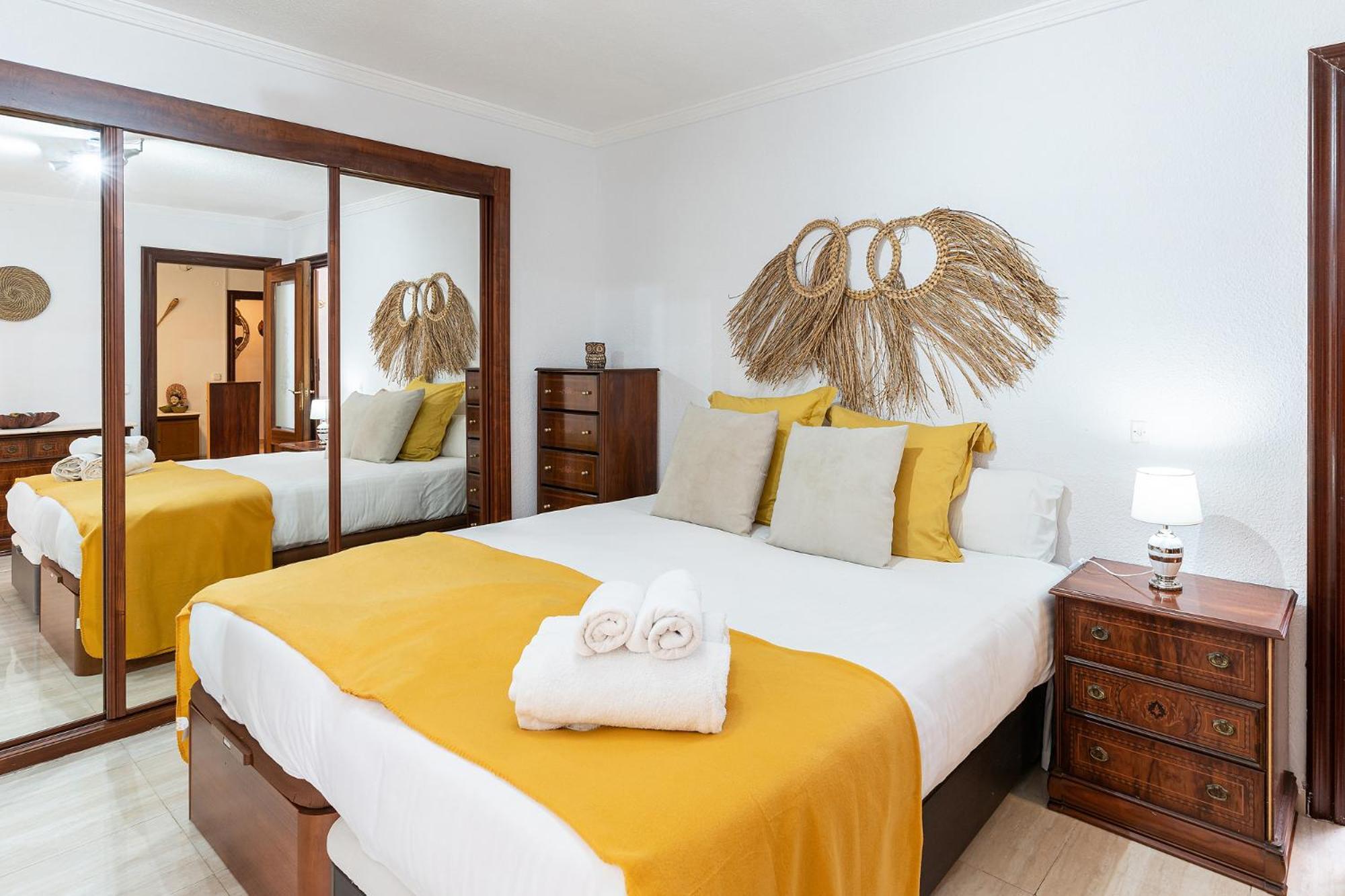 Blonzu Tailandia * Torremolinos