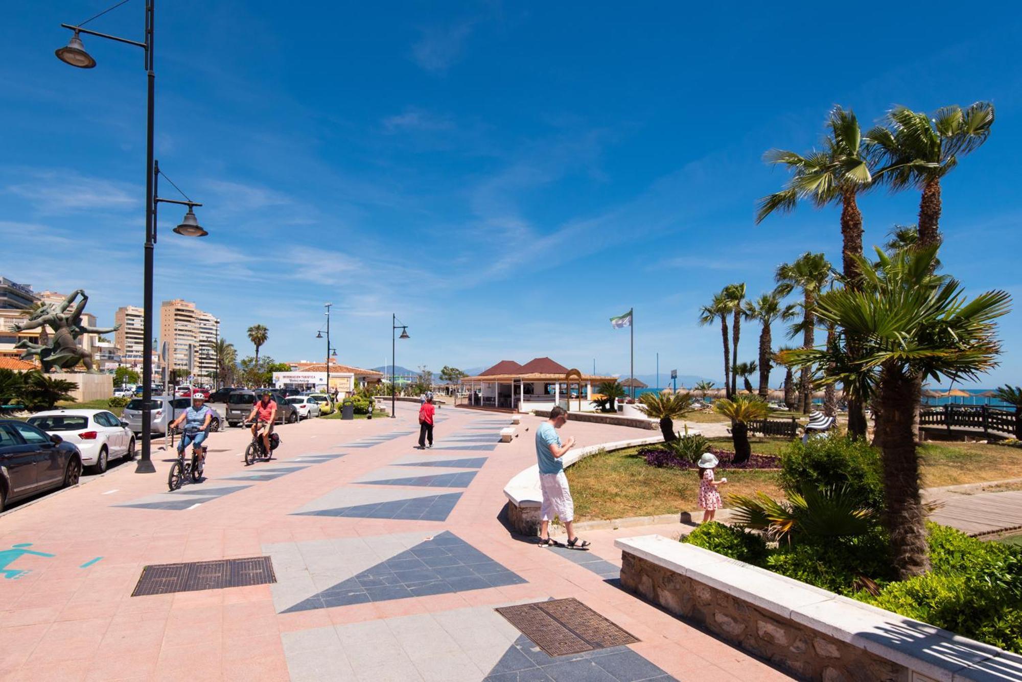 Appartement Bajondillo Beach, Large Loft With Intense Sun Torremolinos