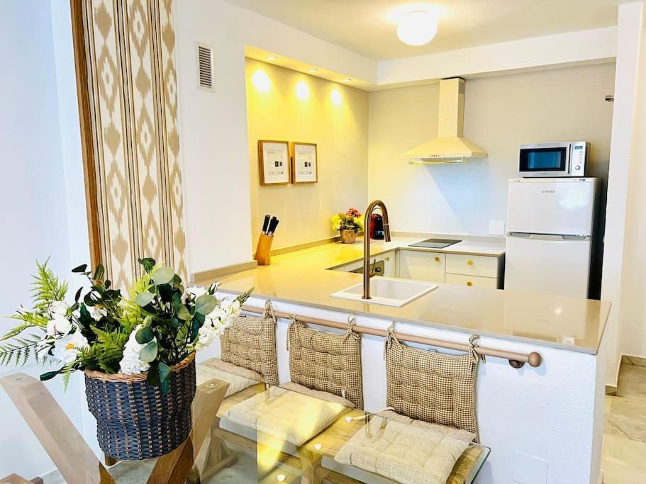 Apartment Nuevo Close To Sinese Design Homes