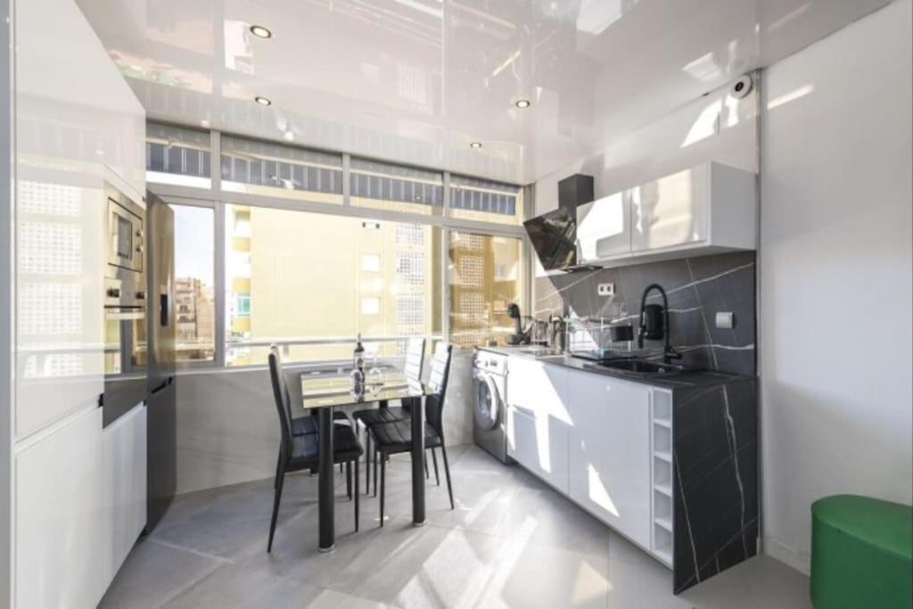 Apartment True Colours , Center By Namaste Elite