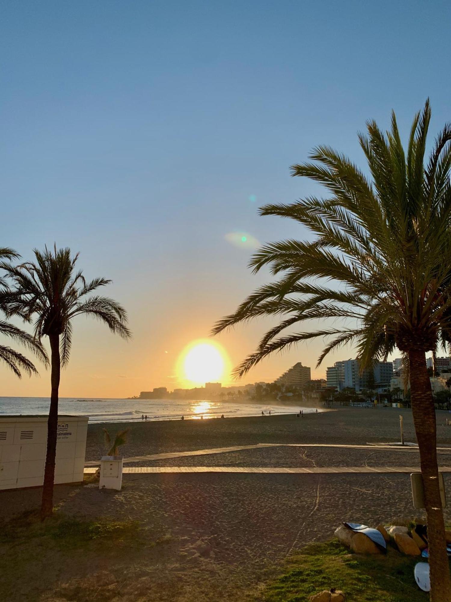 Amplia Terraza Con Maravillosas Vistas Muy Cerca De La Playa *