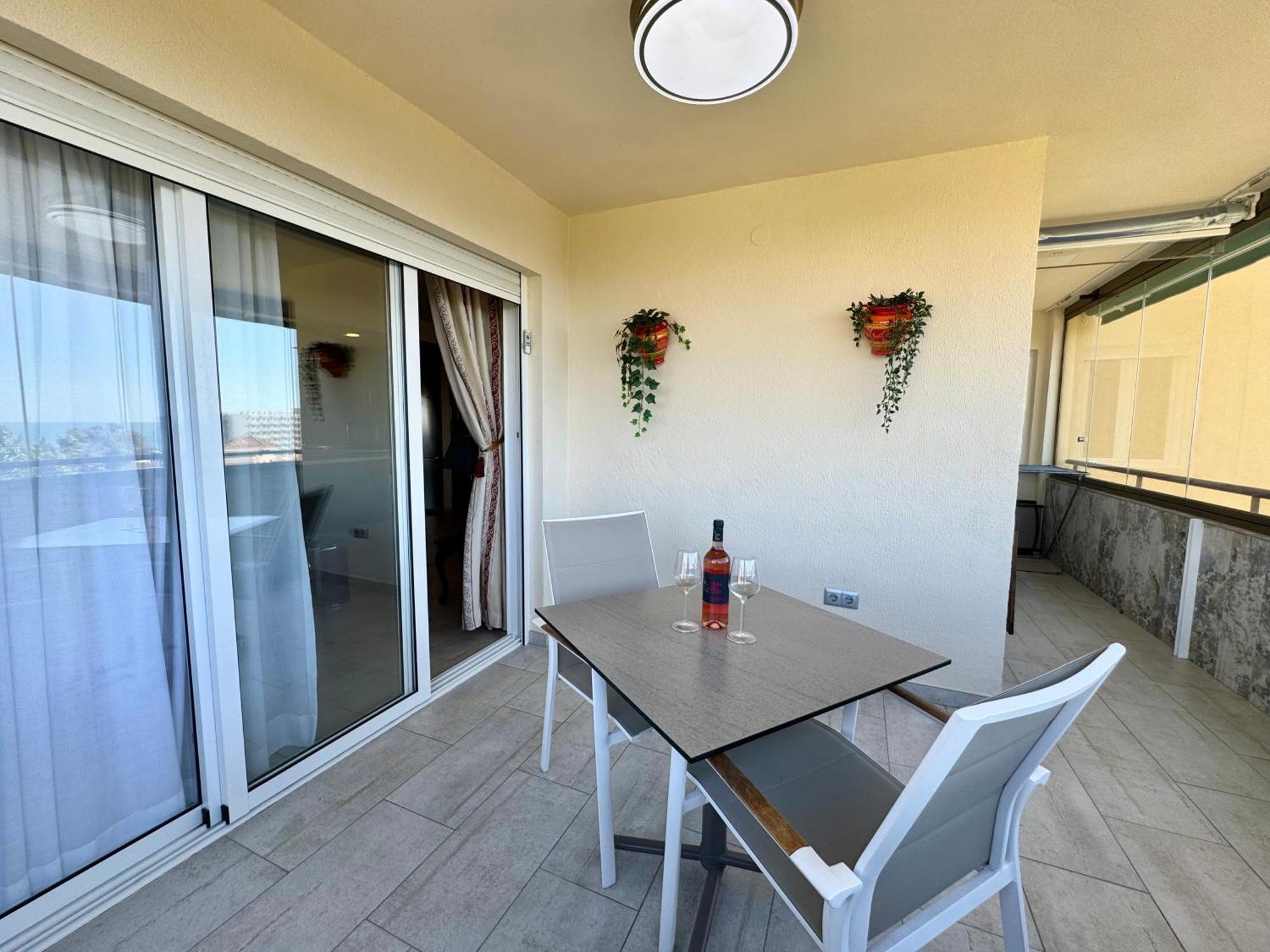 Amplia Terraza Con Maravillosas Vistas Muy Cerca De La Playa Appartement Torremolinos
